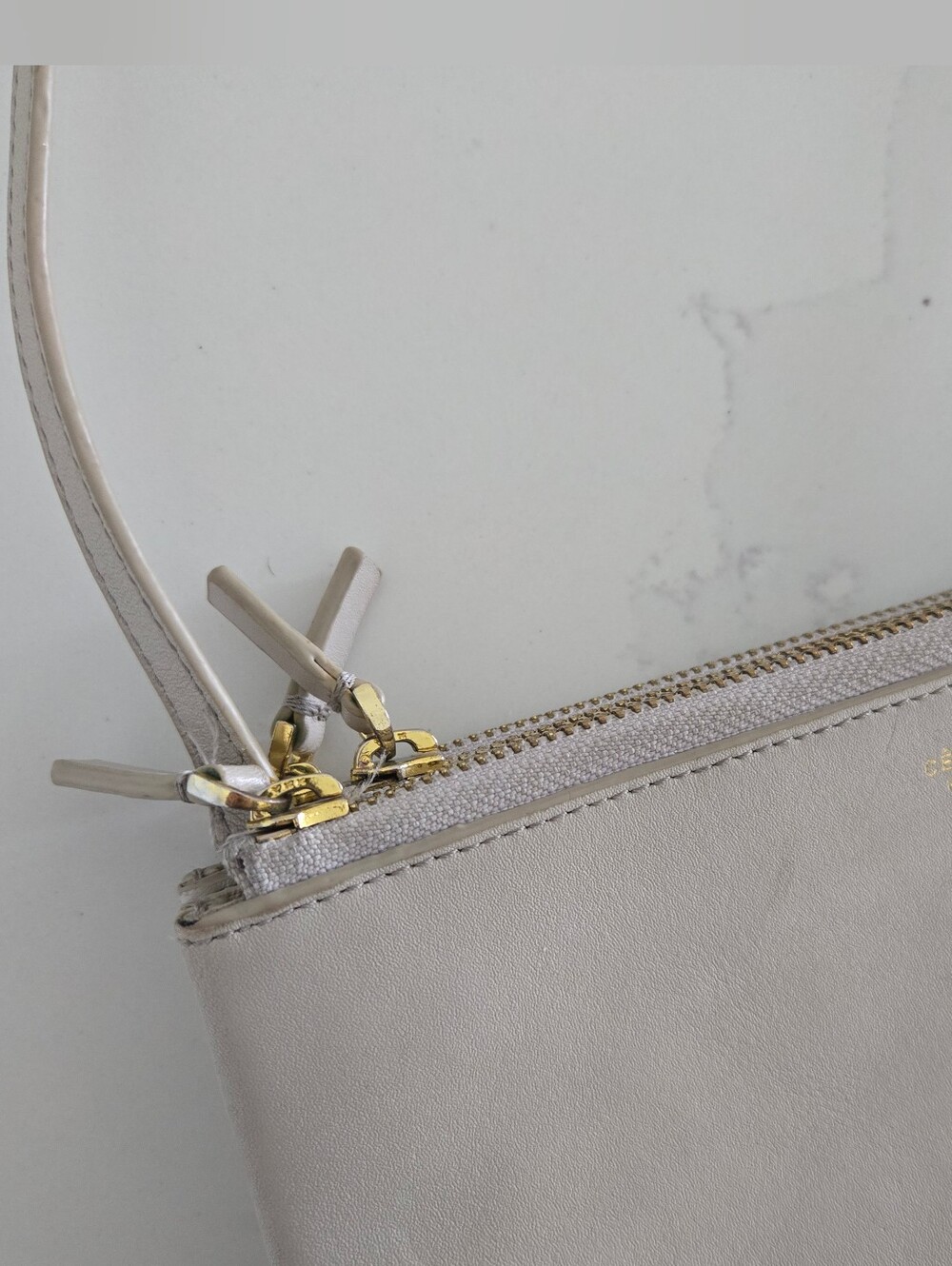 Celine Trio Beige Leather Crossbody Shoulder Bag Khaki Tan Gold Hardware - Picture 13 of 13